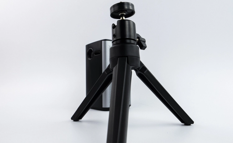 Projektor mini FULL HD WiFi Bluetooth, przenośny XLIGHT 7